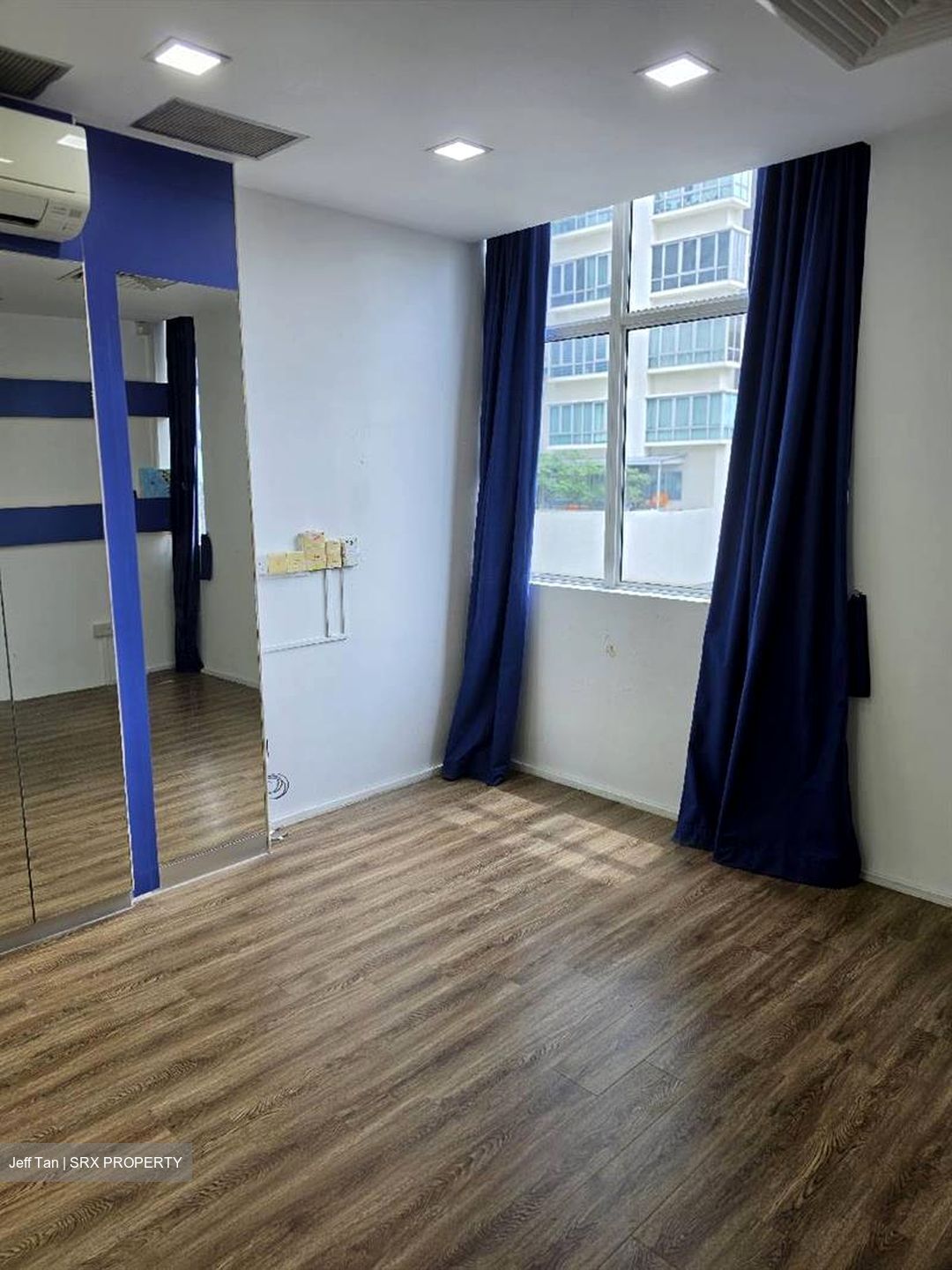Rocca Balestier (D12), Office #604248271